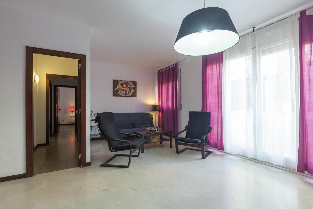 Apartment Sagrada Familia Barcelona Pokoj fotografie